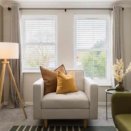 Modern 2-Bedroom Apartments With Free Parking In Leamington Spa Extérieur photo