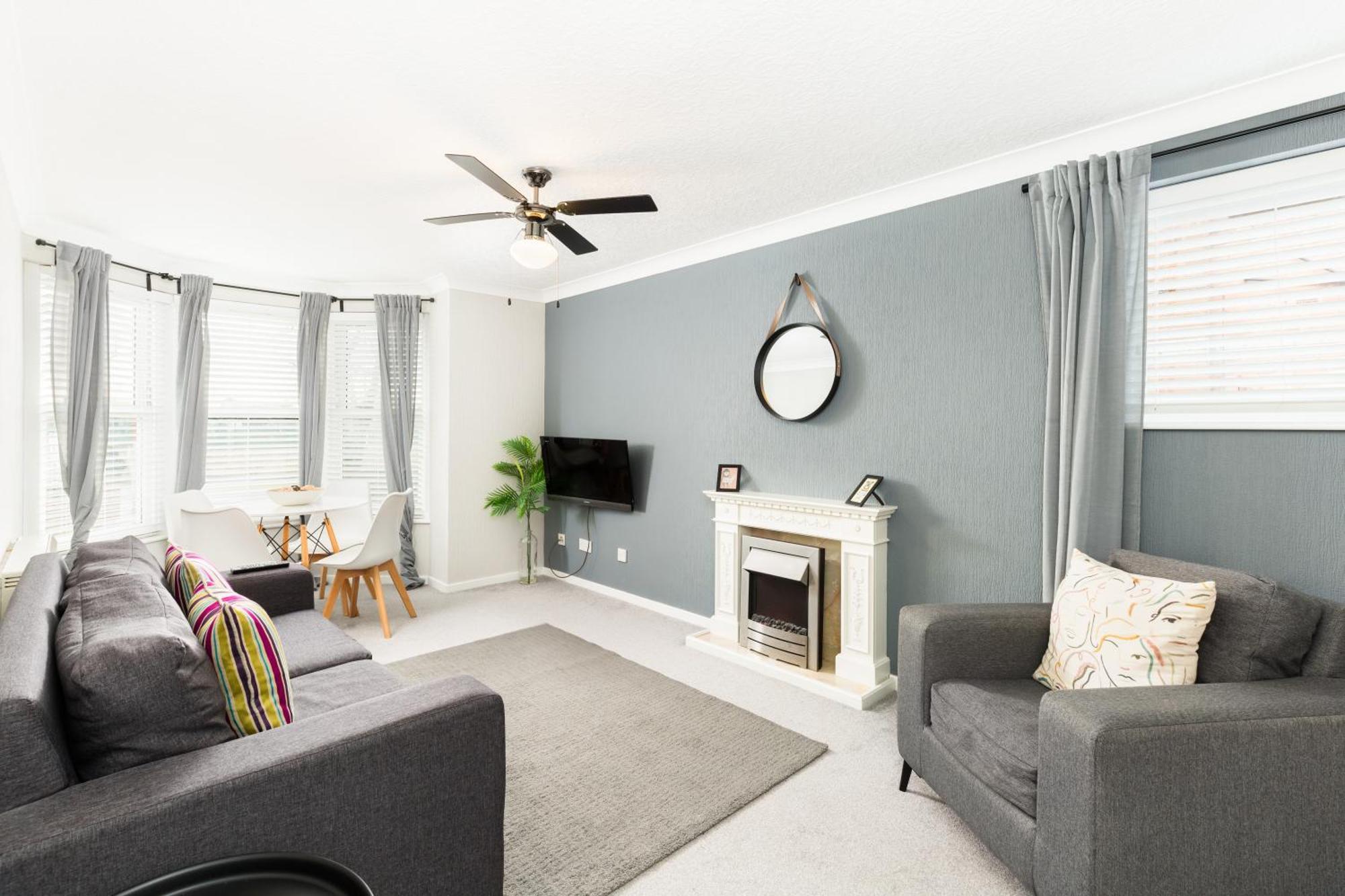 Modern 2-Bedroom Apartments With Free Parking In Leamington Spa Extérieur photo