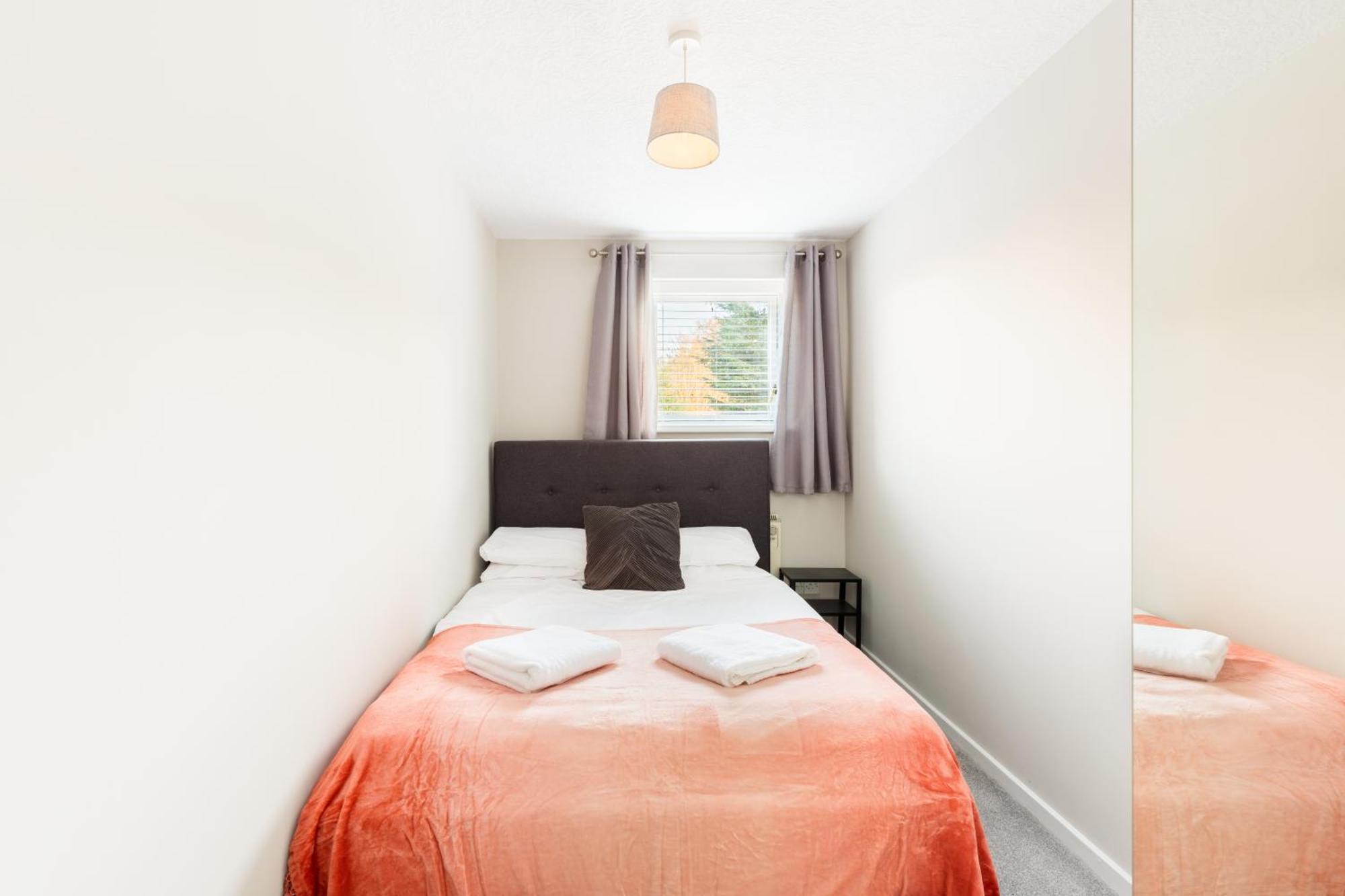 Modern 2-Bedroom Apartments With Free Parking In Leamington Spa Extérieur photo