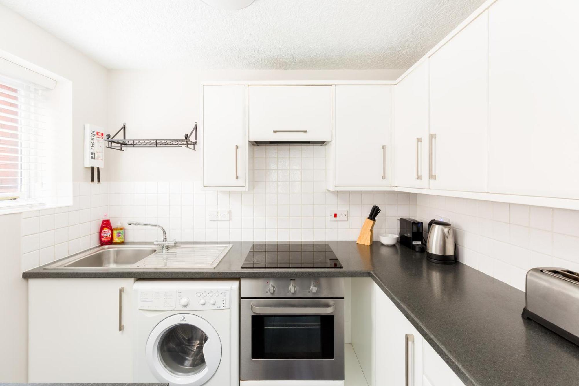 Modern 2-Bedroom Apartments With Free Parking In Leamington Spa Extérieur photo