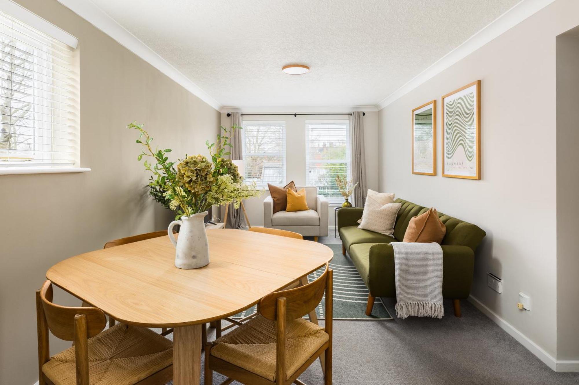 Modern 2-Bedroom Apartments With Free Parking In Leamington Spa Extérieur photo