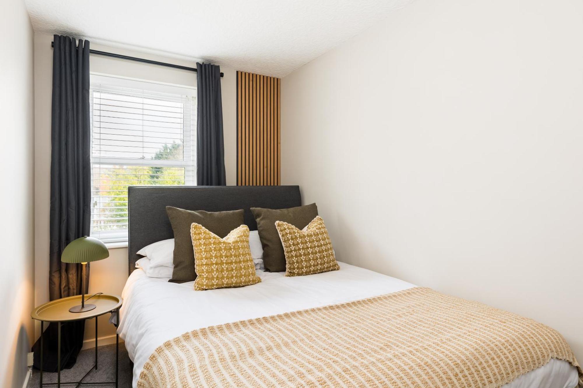 Modern 2-Bedroom Apartments With Free Parking In Leamington Spa Extérieur photo