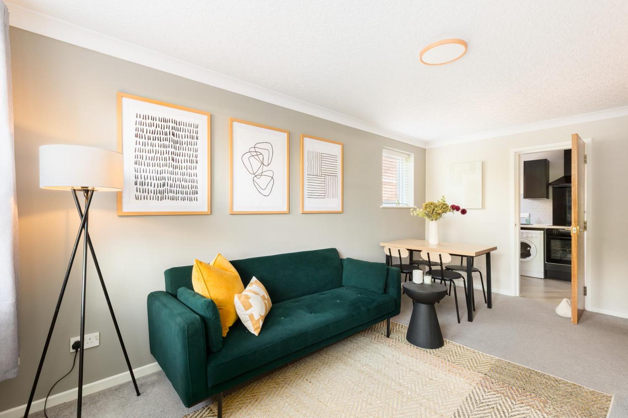 Modern 2-Bedroom Apartments With Free Parking In Leamington Spa Extérieur photo