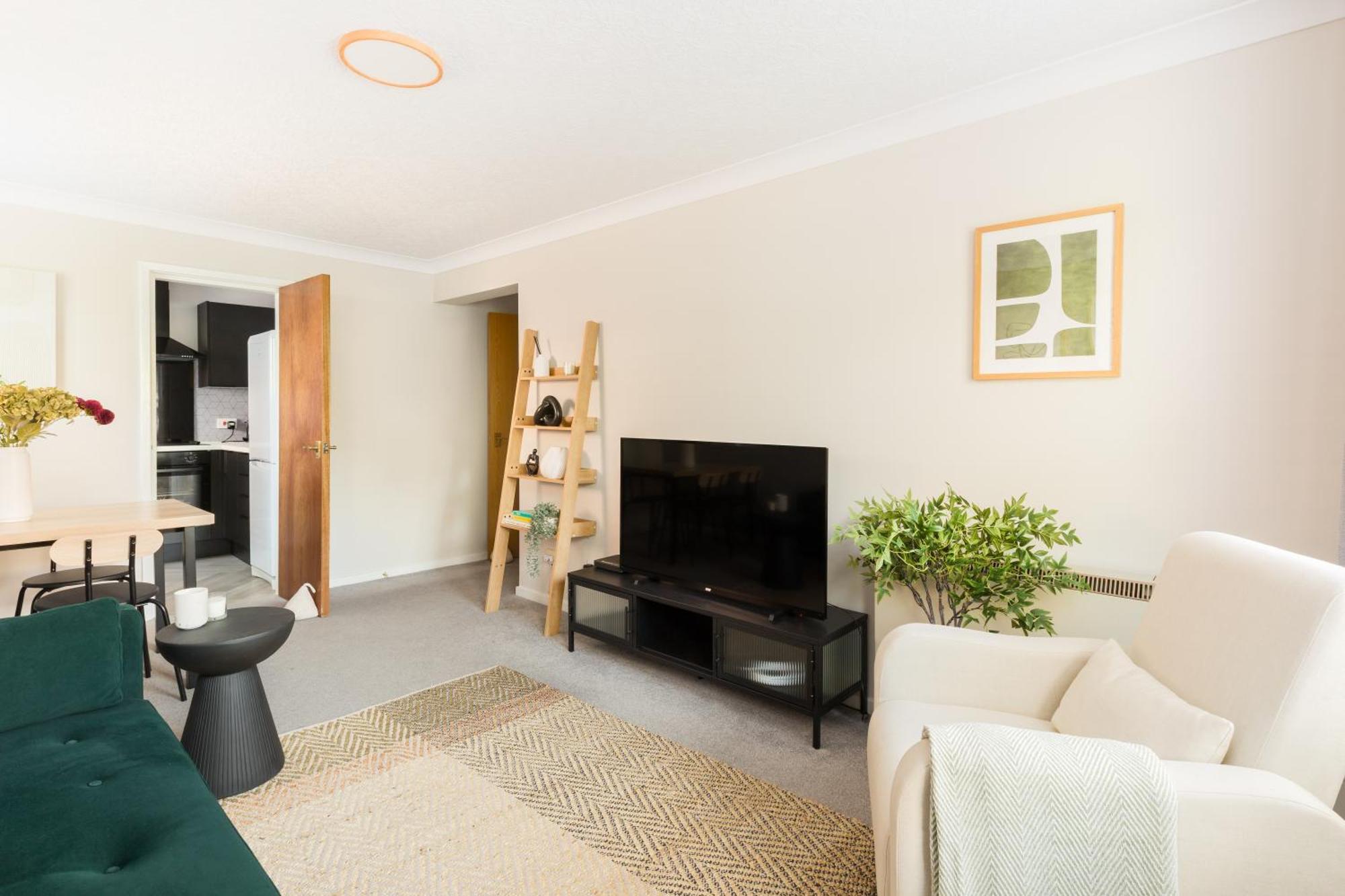 Modern 2-Bedroom Apartments With Free Parking In Leamington Spa Extérieur photo